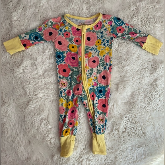 Little Sleepies Other - Little Sleepies Secret Garden with yellow trim convertible footie size newborn